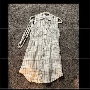 I am selling it because it is too small for me